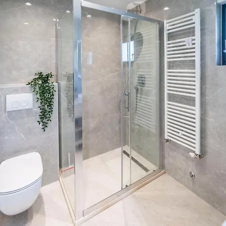 Pinna - Galija Apartman *